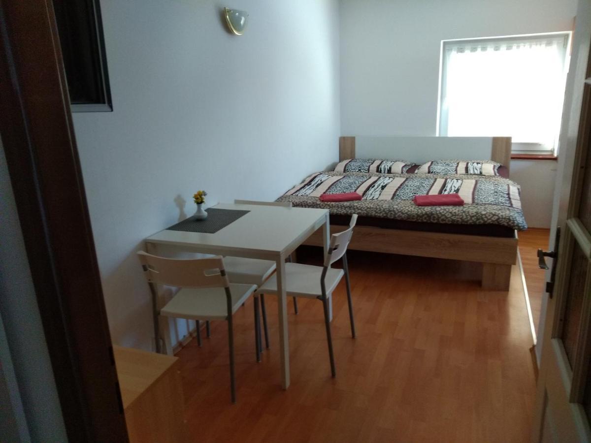 Apartments U Cara Budweis Exterior foto